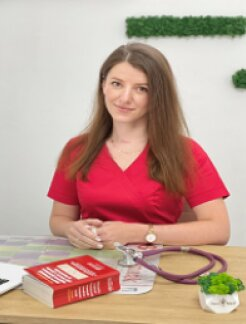 Пляшечник Анна Іванівна