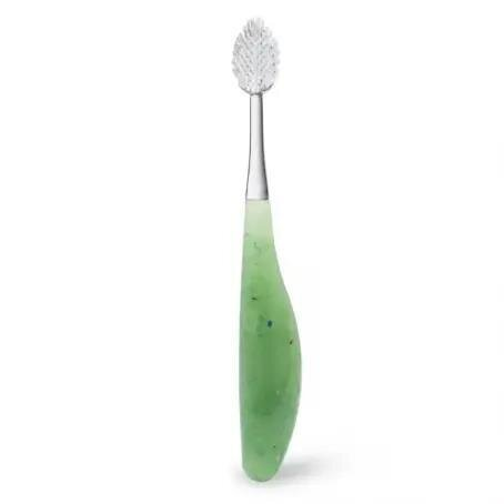 Зубна щітка Radius Сорс Sourse Toothbrush, м'яка, перероблені пляшки