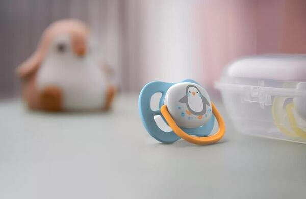 Пустушка силіконова Philips Avent Ultra Air Animal SCF080/05 ортодонтична, для хлопчиків, 0-6 місяців, 2 шт