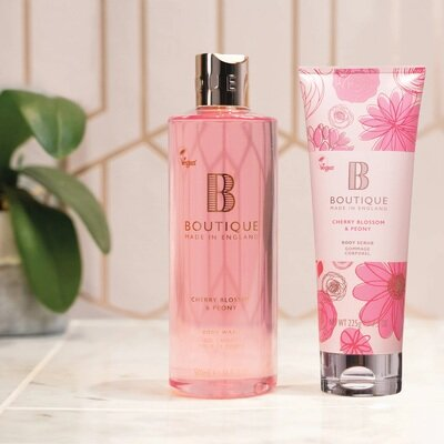Скраб для тіла Boutique Cherry Blossom & Peony, 225 г