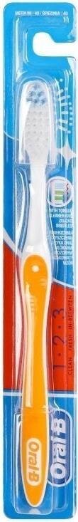 Зубна щітка Oral-B 1-2-3 Shiny Clean 40 середньої жорсткості, 1 шт
