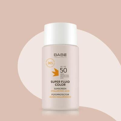 Сонцезахисний супер флюїд Babe Laboratorios SPF 50 ВВ з тонуючим ефектом для всіх типів шкіри, 50 мл