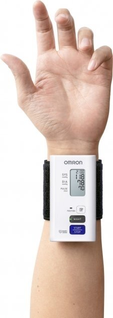 Тонометр Omron Nightview (НІМ-9601T-E3) на зап'ясті