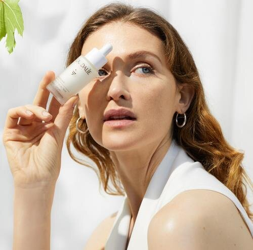 Сироватка для обличчя Caudalie Vinoperfect для корекції кольору обличчя, 30 мл