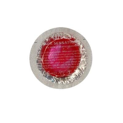 Презерватив ONE Color Sensations likes it hot рожевий, 1 штука