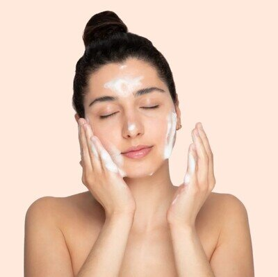 Пінка для обличчя Labbok Facial Cleansing Foam очищуюча із захистом від забруднень, 150 мл