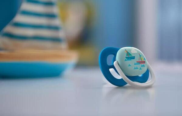Пустушка силіконова Philips Avent Ultra Air I love SCF080/03 ортодонтична, 6-18 місяців, для хлопчиків, 2 шт