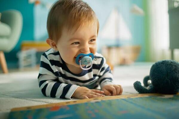 Пустушка силіконова Philips Avent Ultra Air I love SCF080/03 ортодонтична, 6-18 місяців, для хлопчиків, 2 шт