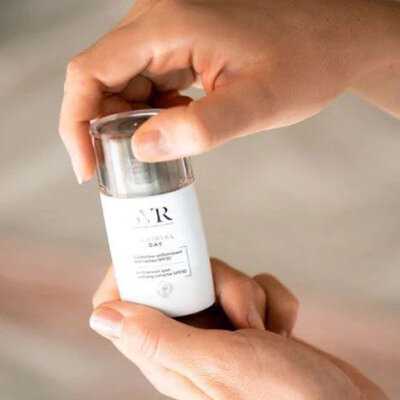Крем для обличчя SVR Clairial SPF30 денний коригуючий проти пігментних плям, 30 мл