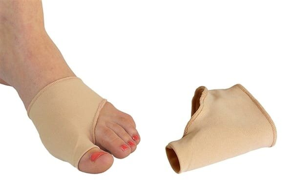 Манжетка на кісточку Foot Care GBN-110FU з силіконовою вставкою, колір бежевий, розмір універсальний