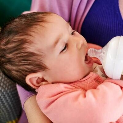 Соска силіконова Philips Avent Natural 2.0 SCF043/27, 3 отвори, від 3 місяців, 2 шт