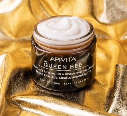 Крем для обличчя Apivita Queen Bee легкої текстури для комплексного захисту від старіння, 50 мл