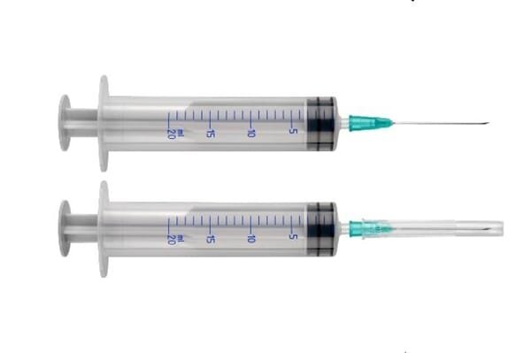 Шприц 20 мл Arterium 3-х компонентний з голкою 21G (0,8 мм x 38 мм), 1 штука