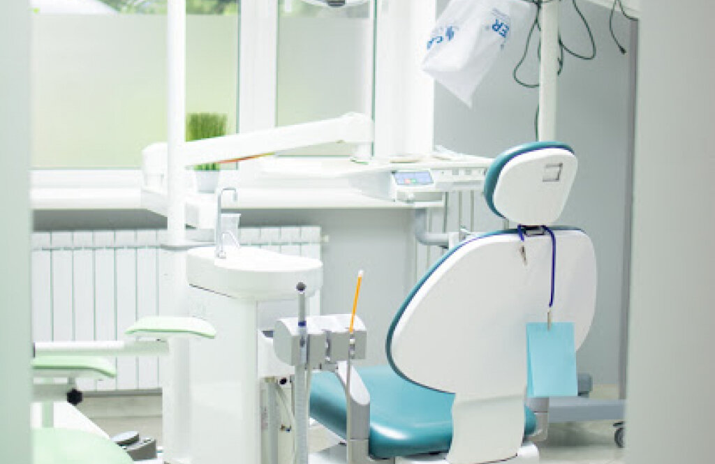 Пломбір (PlombirDental), стоматологічна клініка