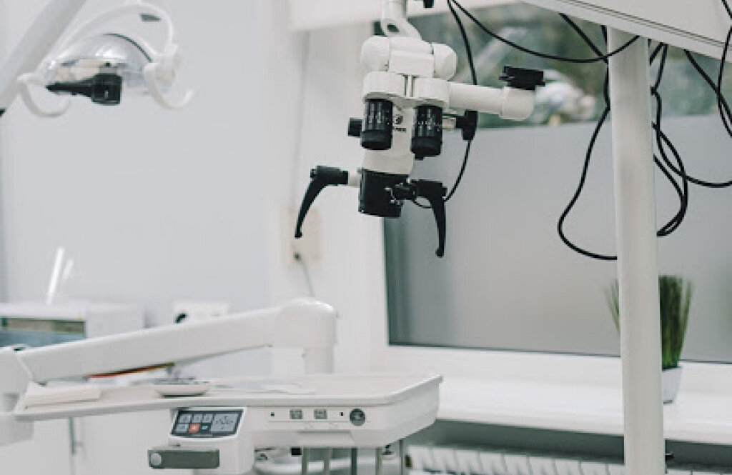 Пломбір (PlombirDental), стоматологічна клініка