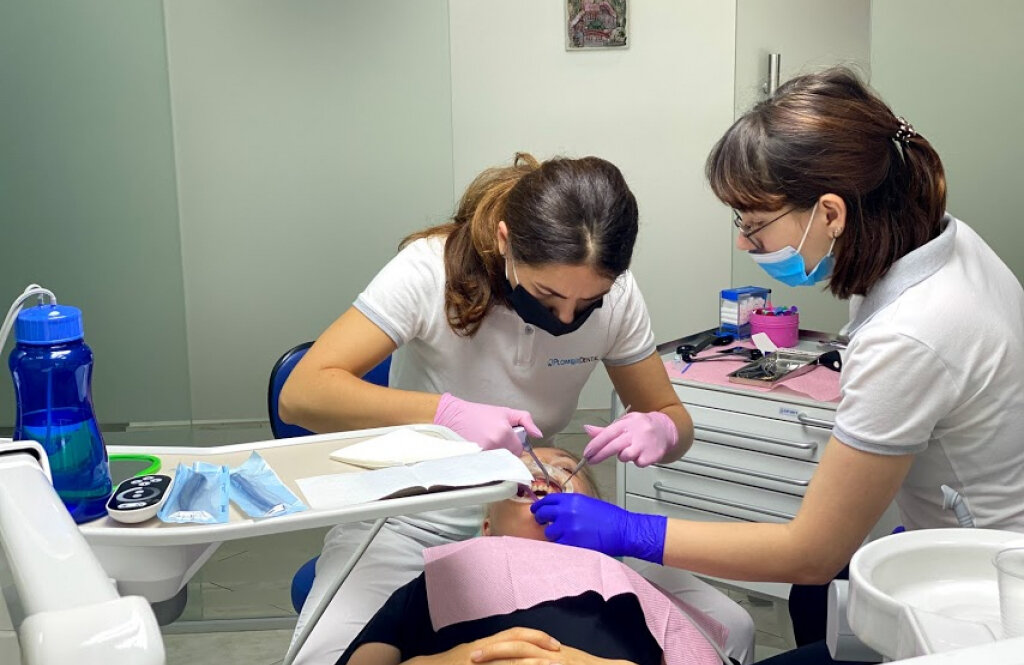 Пломбір (PlombirDental), стоматологічна клініка