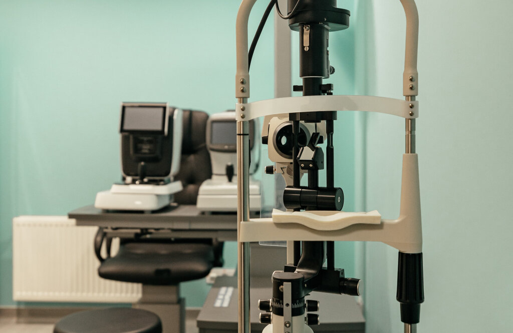 Медичний центр "Доктор Сем" ("Doctor Sam")