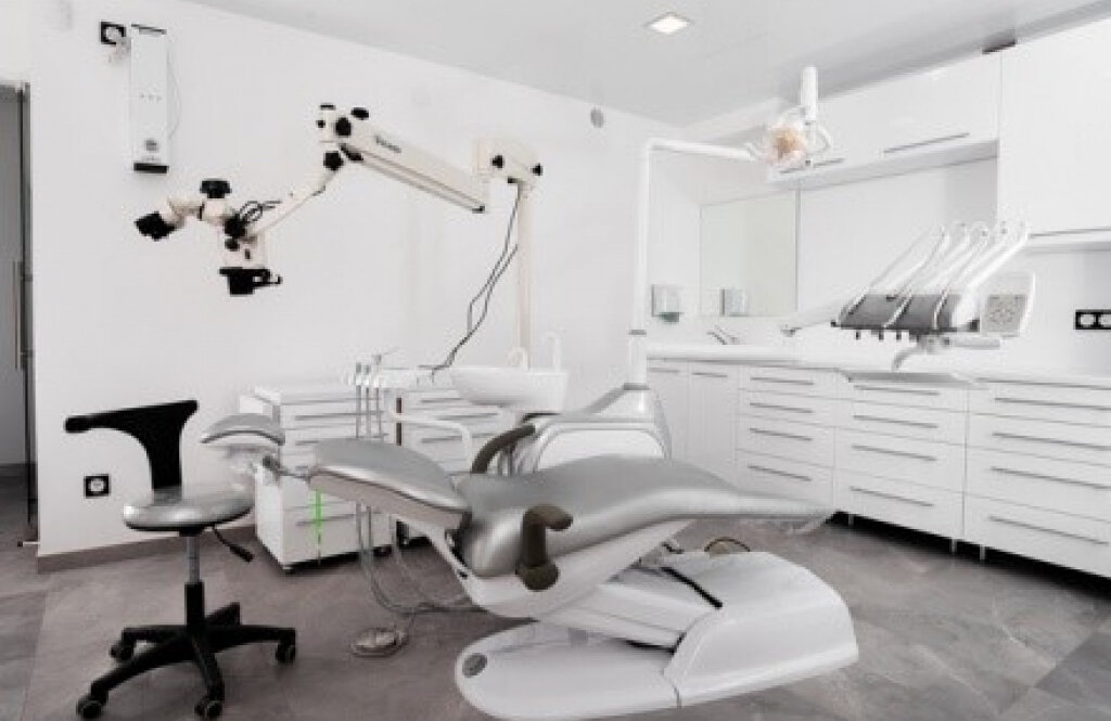 «VAV dental clinic»