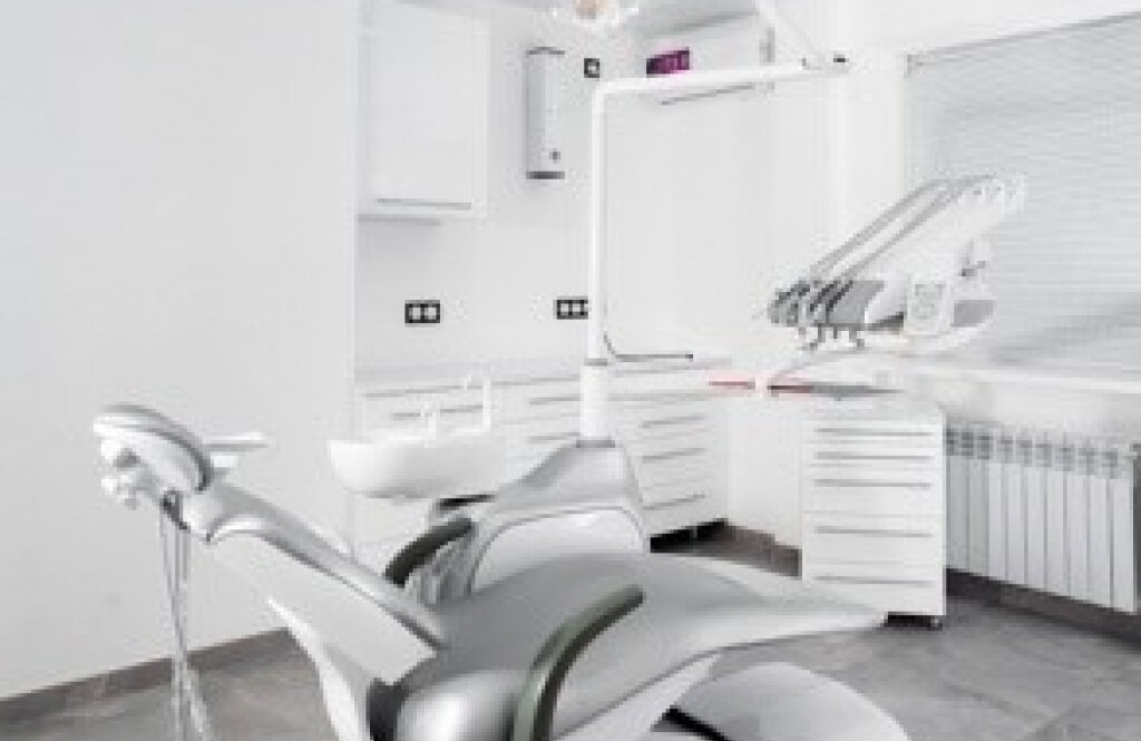 «VAV dental clinic»
