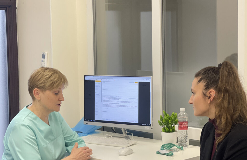 Universum Clinic (Універсум Клінік) на Володимира Винниченка, 4
