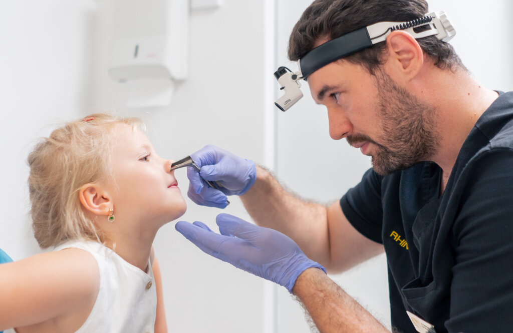 RHINO Clinica (РІНО Клініка), медичний центр