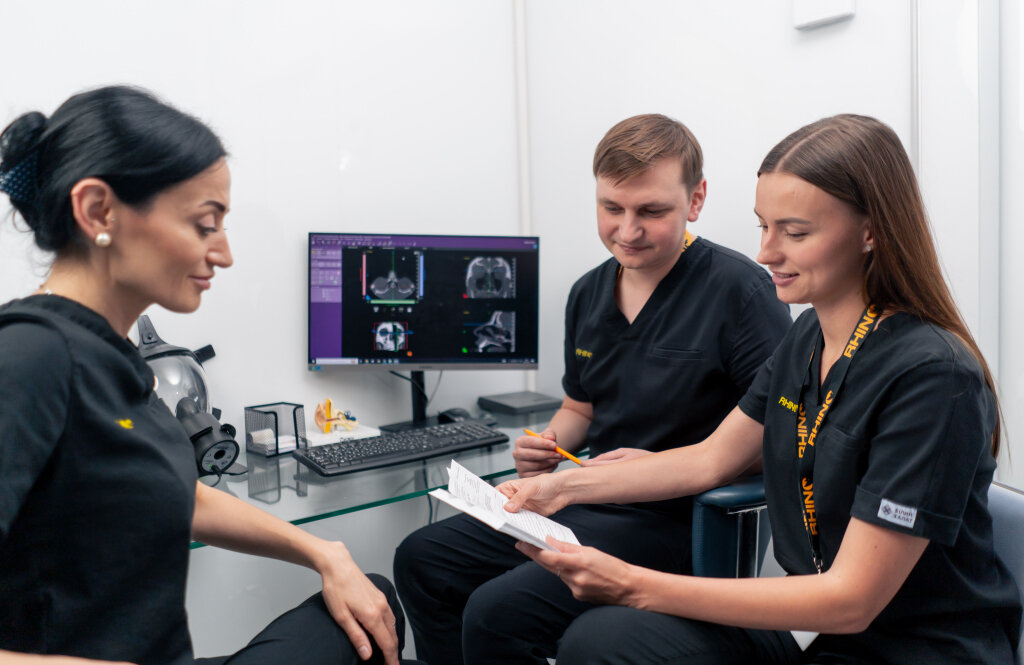 RHINO Clinica (РІНО Клініка), медичний центр