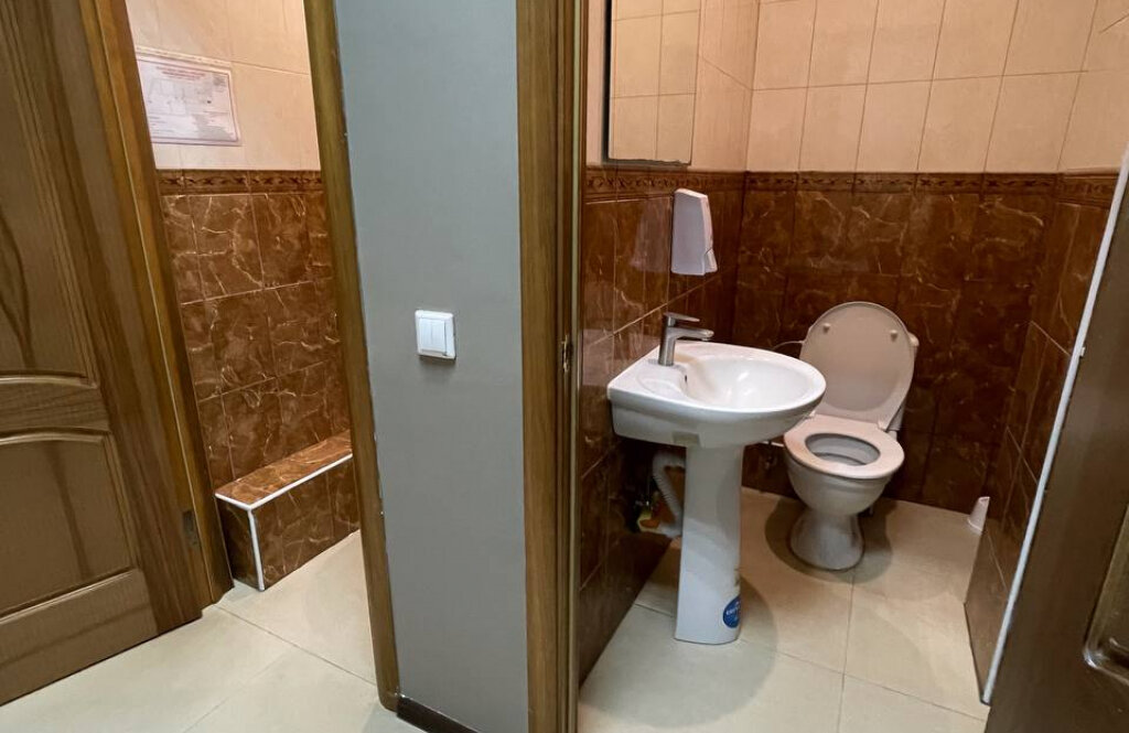 "РЕНЕСАНС - КИЇВ" на Нижньому Валу