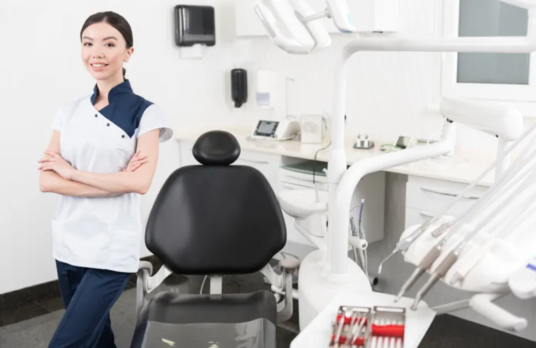 Джорно Дентале (Giorno Dentale) на Театральній