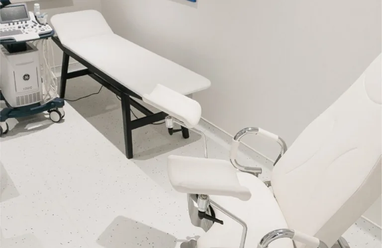 OUTRÈ CLINIC