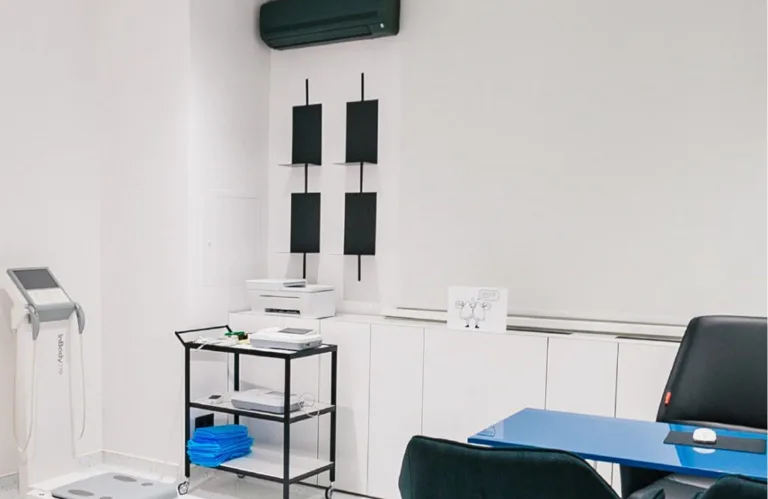 OUTRÈ CLINIC