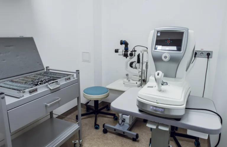 KinderKlinik, медичний центр для дітей на Деміївській