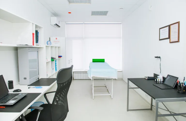 Med Helper, центр лікування болю на вулиці Гетьмана Павла Полуботка