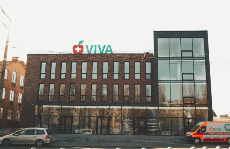 Стоматологічний центр мережі клінік VIVA на Нивках