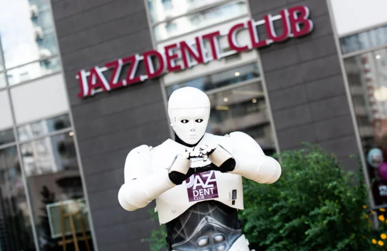 Стоматологічний центр «Jazz Dent Clinic»