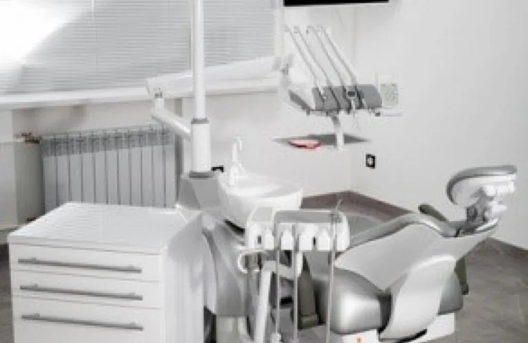 «VAV dental clinic»
