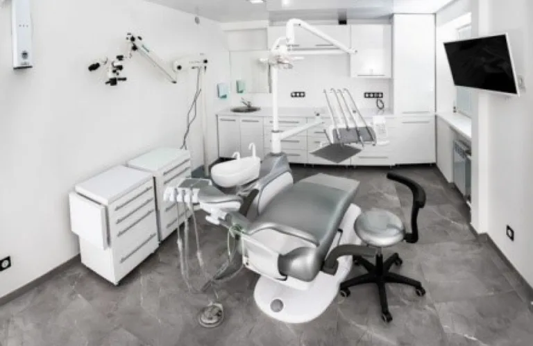 «VAV dental clinic»