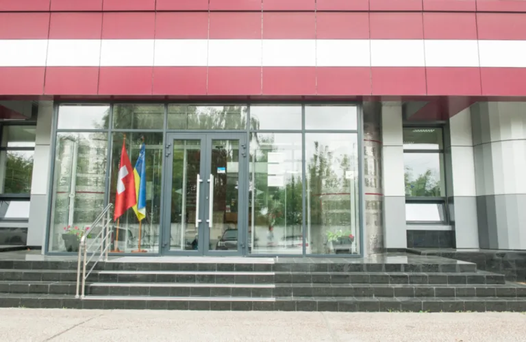Медичний центр «Світ зору»