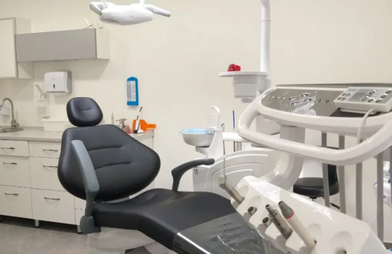 Джорно Дентале (Giorno Dentale) на Голосіївській