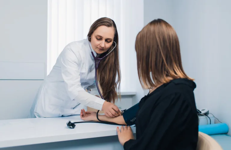 Complimed, медична клініка