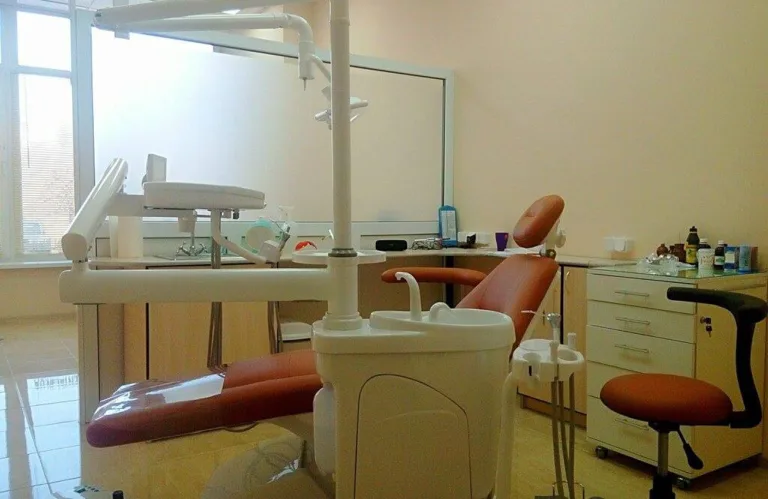 Стоматологія KievDental