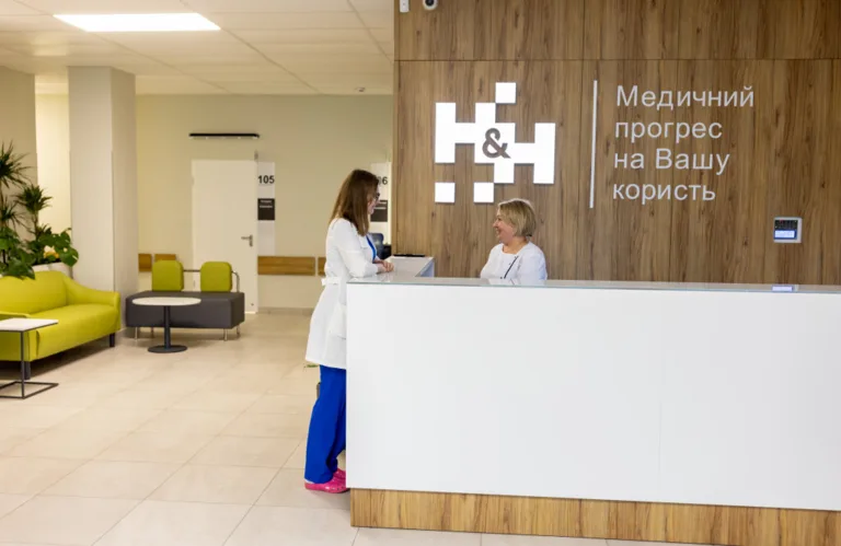 «Healthy and Happy» (ХЕЛСІ ЕНД ХЕПІ) на Берестейскому проспекті