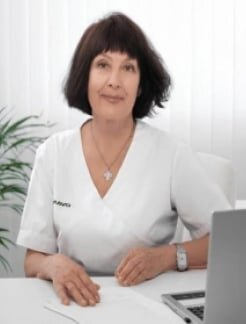 Лавренова Наталія Борисівна