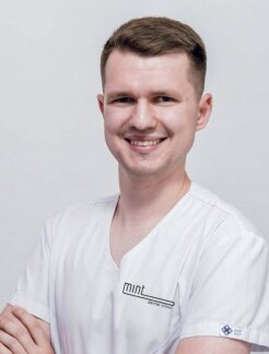 Лапко  Артем  Миколайович
