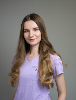 Гапоненко  Анна  Євгеніївна