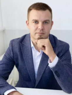 Цьона  Андрій  Романович