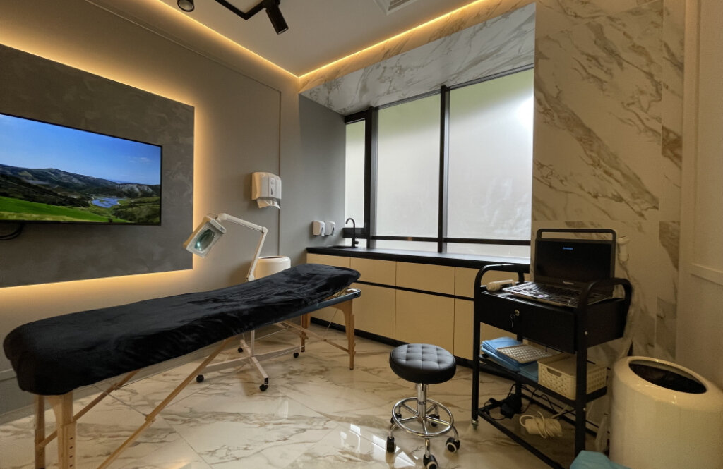 Клініка лазерної медицини МЕД СІТІ ( MED CITY)