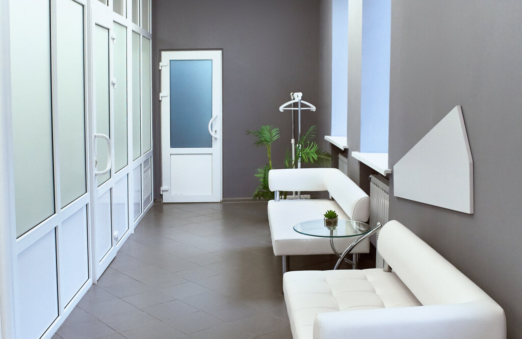 Нью Клініка (New Clinic)