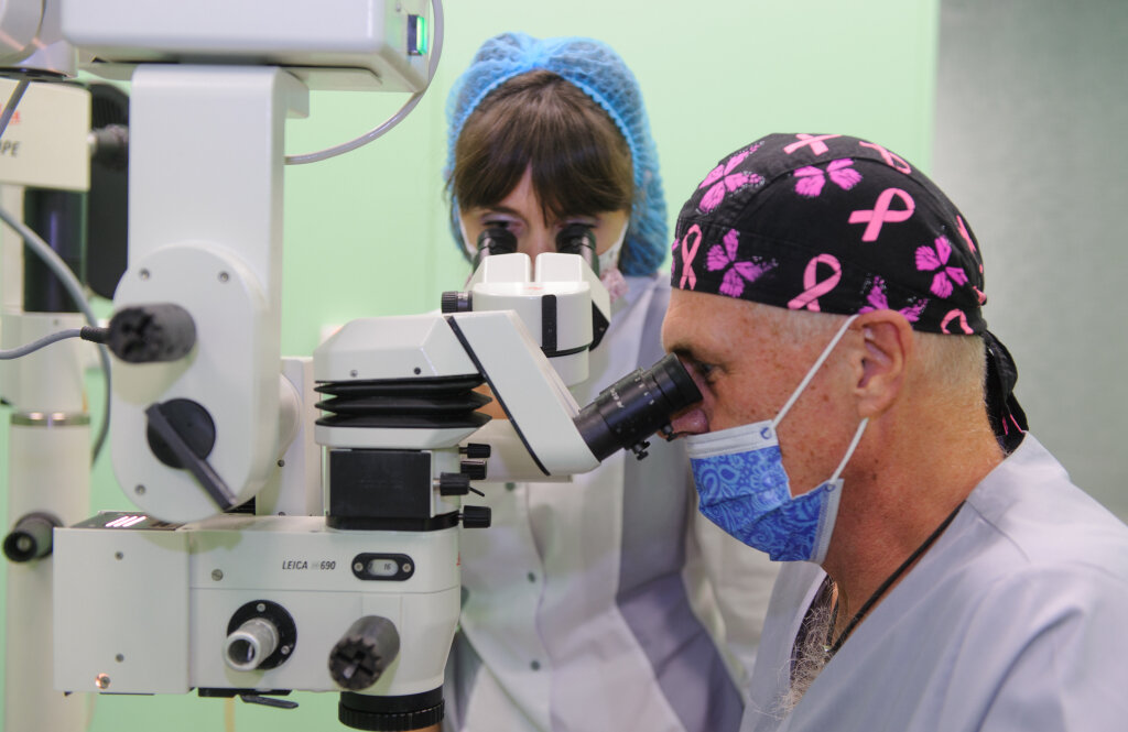 Айлаз, центр корекції зору