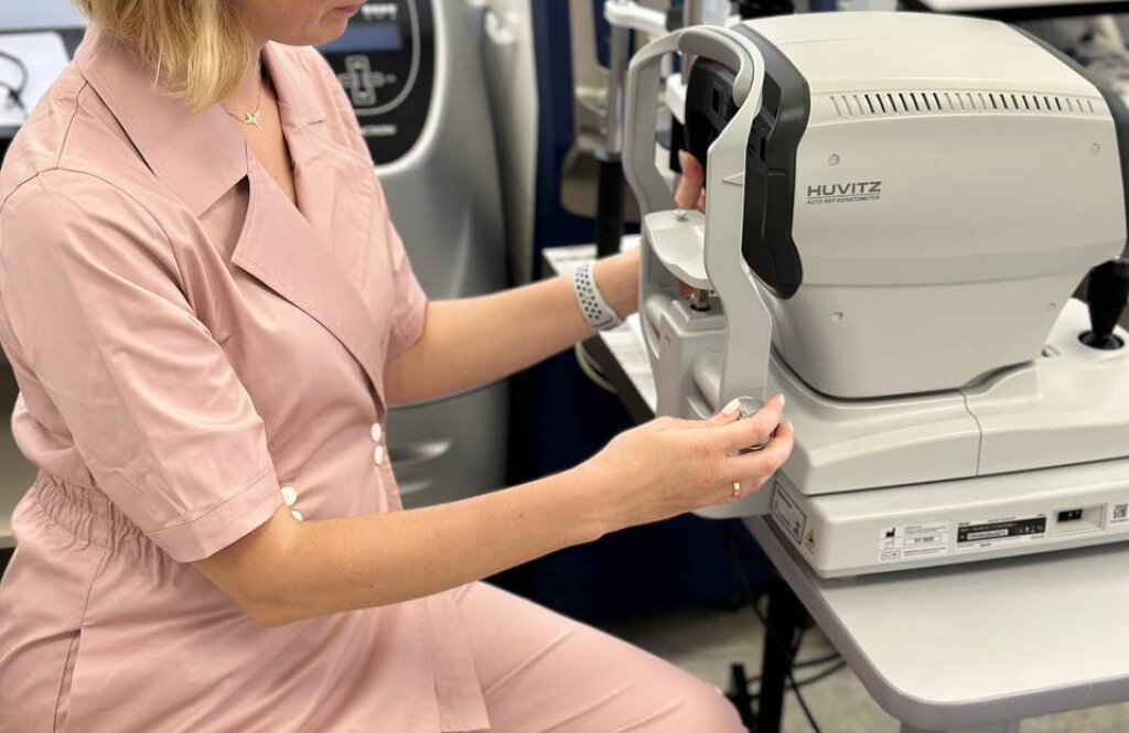 Zorko на Ахматової