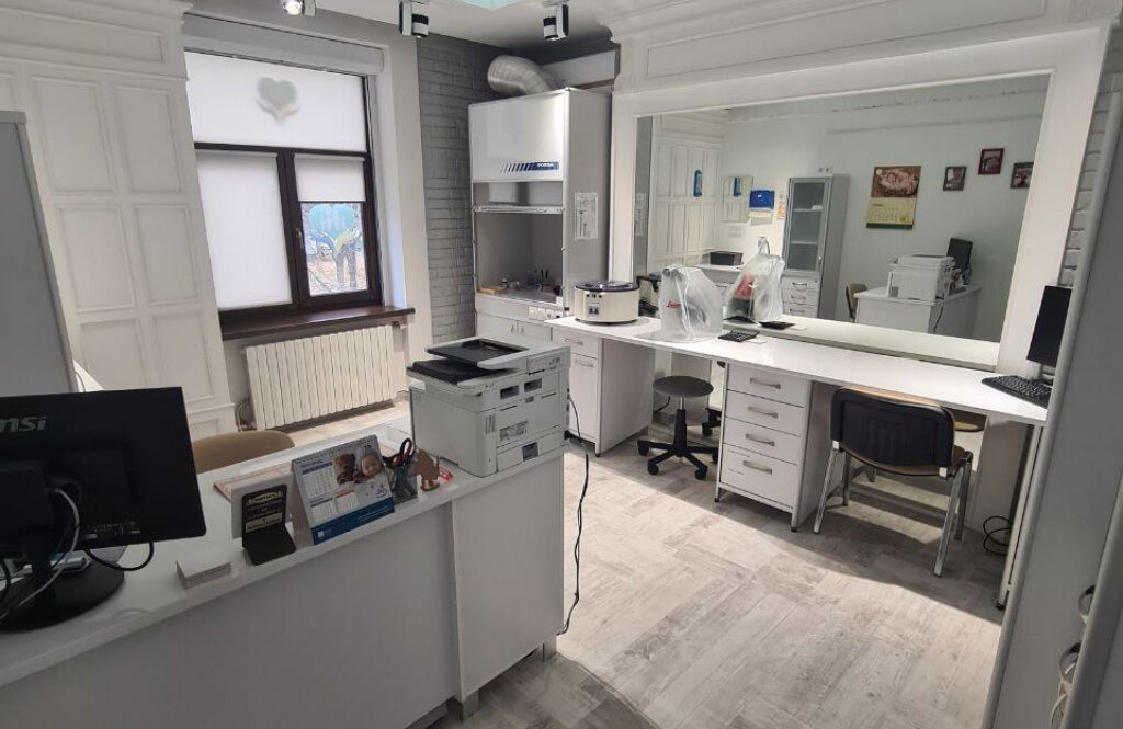 Центр репродуктології та сімейного здоров'я "Геліос" на вул. В. Вернадського, 18а